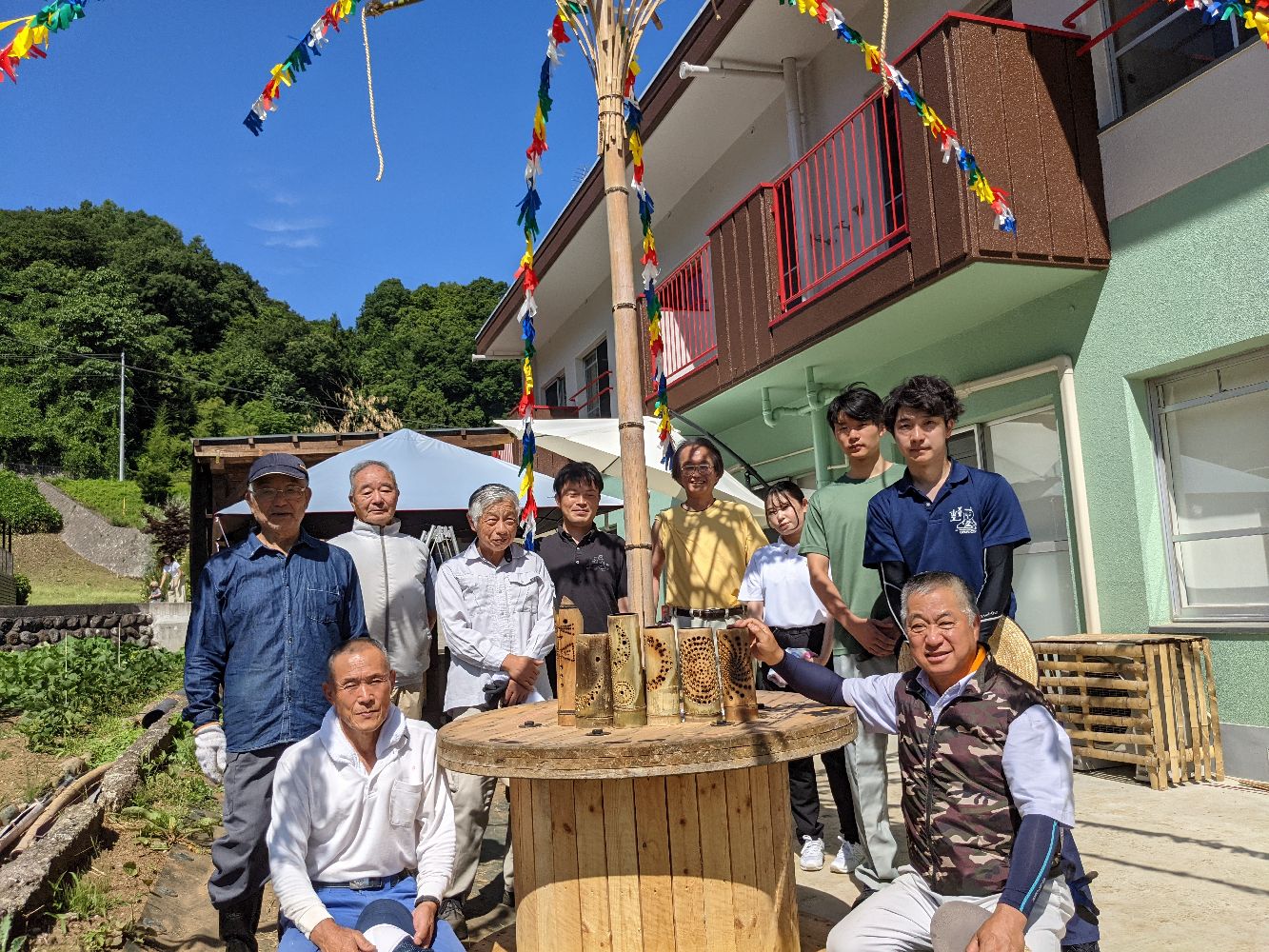 竹灯籠作り　（１００個）